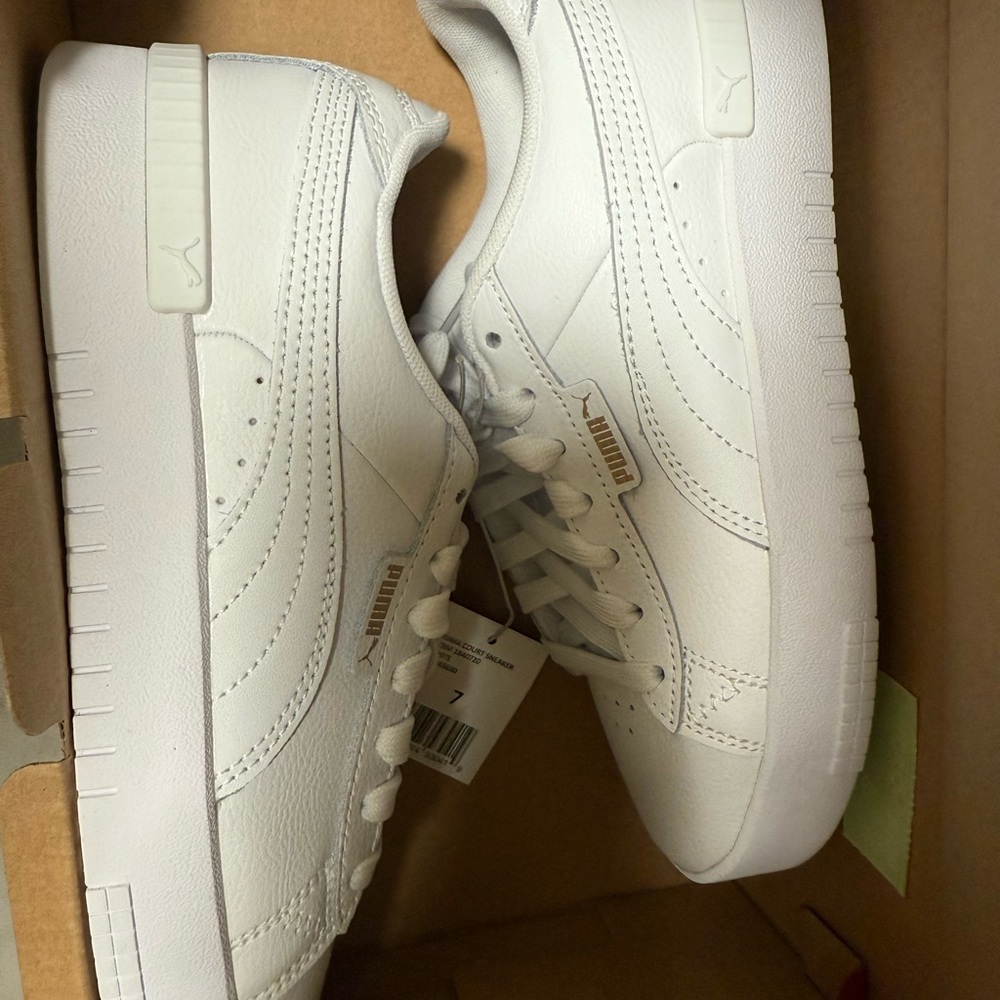 Puma court sneakers women size 7